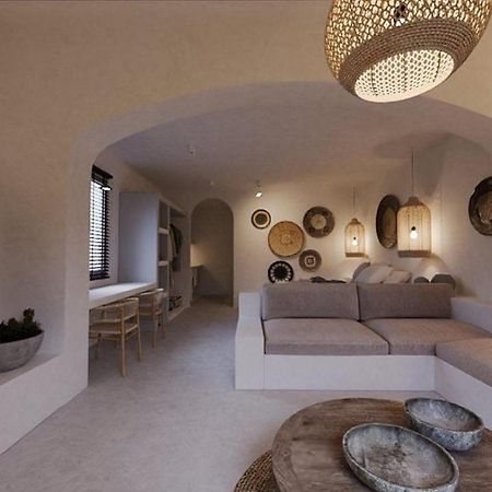 Lejardin Suites Santorini Pýrgos Esterno foto