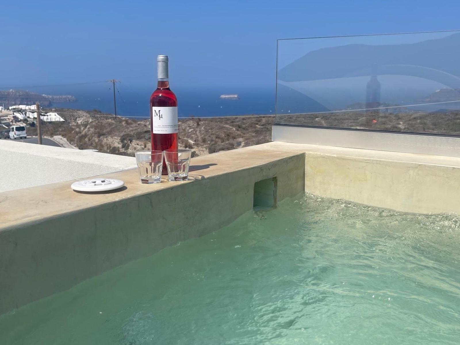 Lejardin Suites Santorini Pýrgos Esterno foto