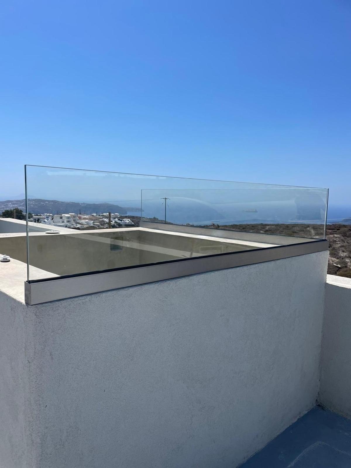 Lejardin Suites Santorini Pýrgos Esterno foto